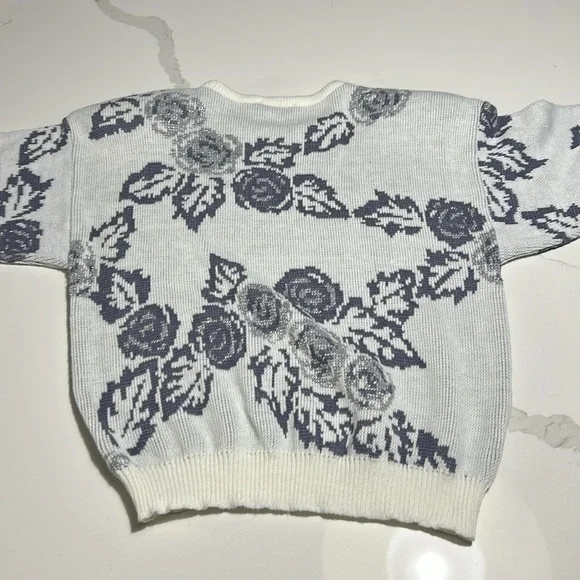 Vintage Eaton Knit  Sweater. Size Large. - Picture 5 of 10